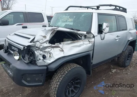 2007 Toyota Fj Cruiser из США, поврежденный, VIN JTEBU11F070093047